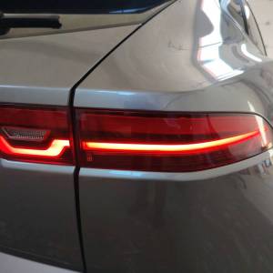 Jaguar E-Pace 2.0 SE MHEV - 3 godine jamstva