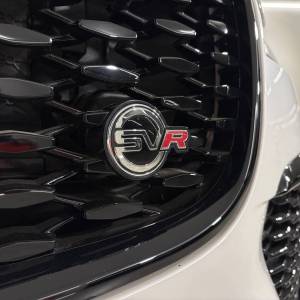 Jaguar F-Pace SVR 5.0 550HP AWD A8