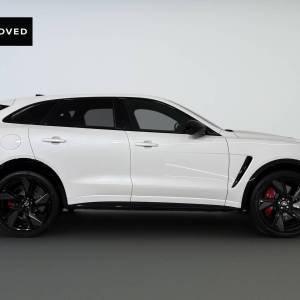 Jaguar F-Pace SVR 5.0 550HP AWD A8