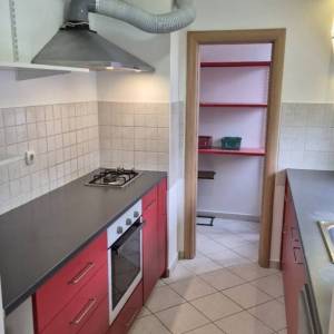 Jakuševec, 3-sobni stan 70m2 u blizini svih bitnih sadržaja, parking