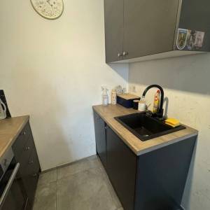 Jarun, 1-sobni stan 36m2 u manjoj stambenoj zgradi, 2.kat