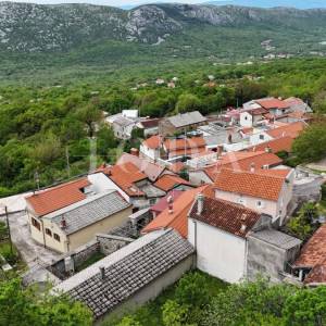 Kamena kuća s pogledom na more + dodatna parcela 1400 m² | Baretići, Grižane
