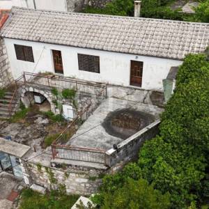 Kamena kuća s pogledom na more + dodatna parcela 1400 m² | Baretići, Grižane