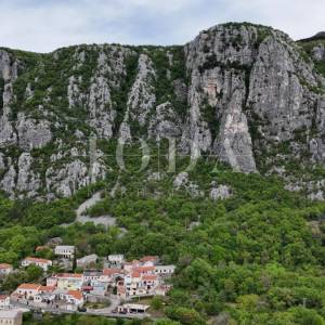 Kamena kuća s pogledom na more + dodatna parcela 1400 m² | Baretići, Grižane