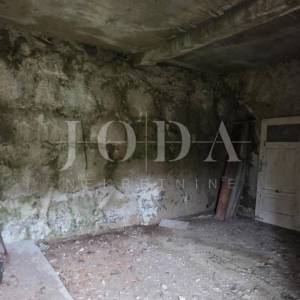 Kamena kuća s pogledom na more + dodatna parcela 1400 m² | Baretići, Grižane