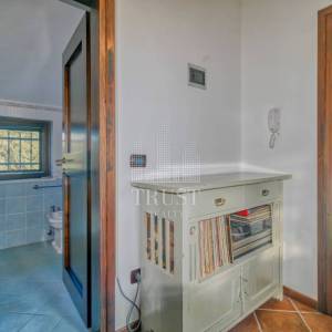 Kamena vila s 2 dodatna objekta u Galižani na parceli od1400 m2 