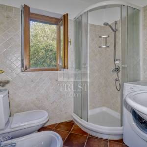 Kamena vila s 2 dodatna objekta u Galižani na parceli od1400 m2 