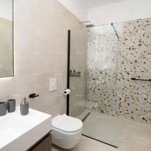 KANFANAR, MODERNA VILA PRIZEMNICA S BAZENOM – MIRNA LOKACIJA