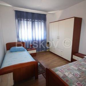 Kaštel Gomilica, dvosobni stan, najam