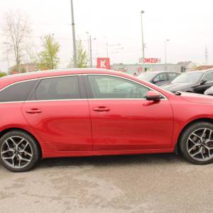 Kia Ceed Sportswagon 1.5 T-GDi *LED, NAVIGACIJA, KAMERA*