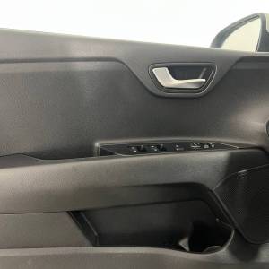Kia Stonic 1.2 GAS LX URBAN M/T 84 KS