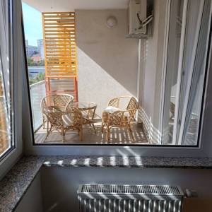 Knežija, 2S stan s loggiom 51m2, odlična lokacija, bez provizije