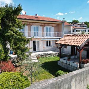 Kostrena obiteljska kuća 