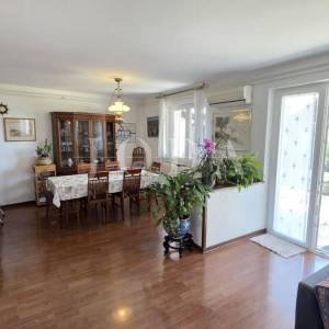 Kostrena obiteljska kuća 