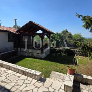 Kostrena obiteljska kuća 