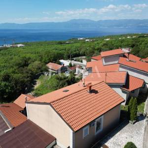 Kostrena obiteljska kuća 