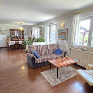 Kostrena obiteljska kuća 