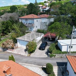 Kostrena obiteljska kuća 