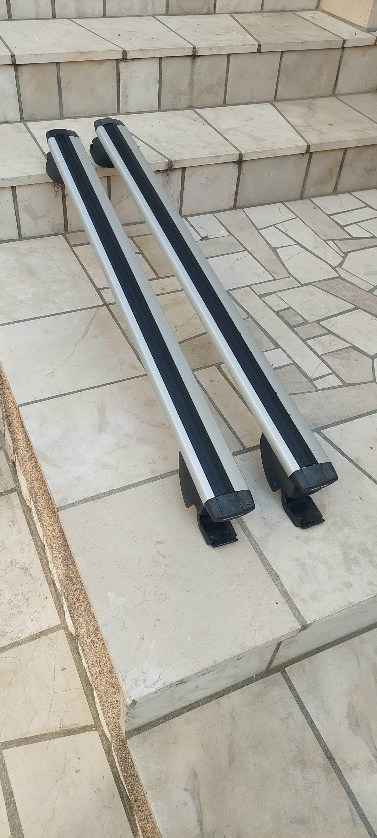 KROVNI NOSACI ZA DACIU DUSTER