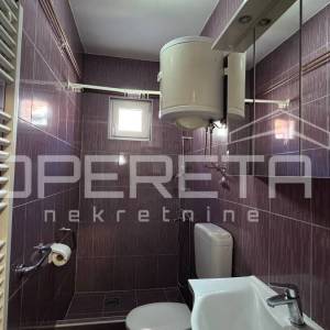 KUĆA 80 m2 NKP S DVORIŠNIM STANOM 43 m2 NKP, DVORIŠTE 566 M2, VINKOVCI, NOVO SEL