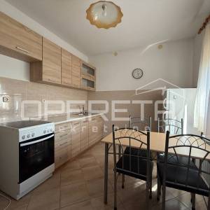 KUĆA 80 m2 NKP S DVORIŠNIM STANOM 43 m2 NKP, DVORIŠTE 566 M2, VINKOVCI, NOVO SEL