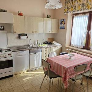 Kuća Pazin, 200 m² + garaža 40 m², mirna lokacija, otvoren pogled