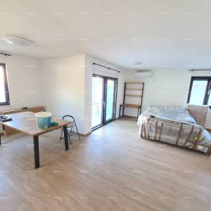 Kuća s bazenom! Blizina Medulina! Pomer.