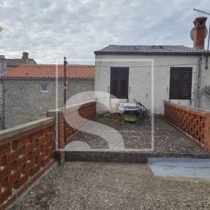 Kuća u Vodnjanu sa dvorištem