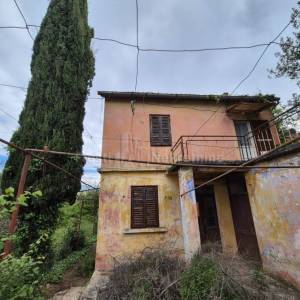 KUĆA ZA ADAPTACIJU S VELIKOM OKUĆNICOM - ZADAR (INVESTICIJSKA PRILIKA)