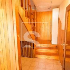 Kuća Žminj 200 m² s pomoćnim objektima, garažom i dvorištem 