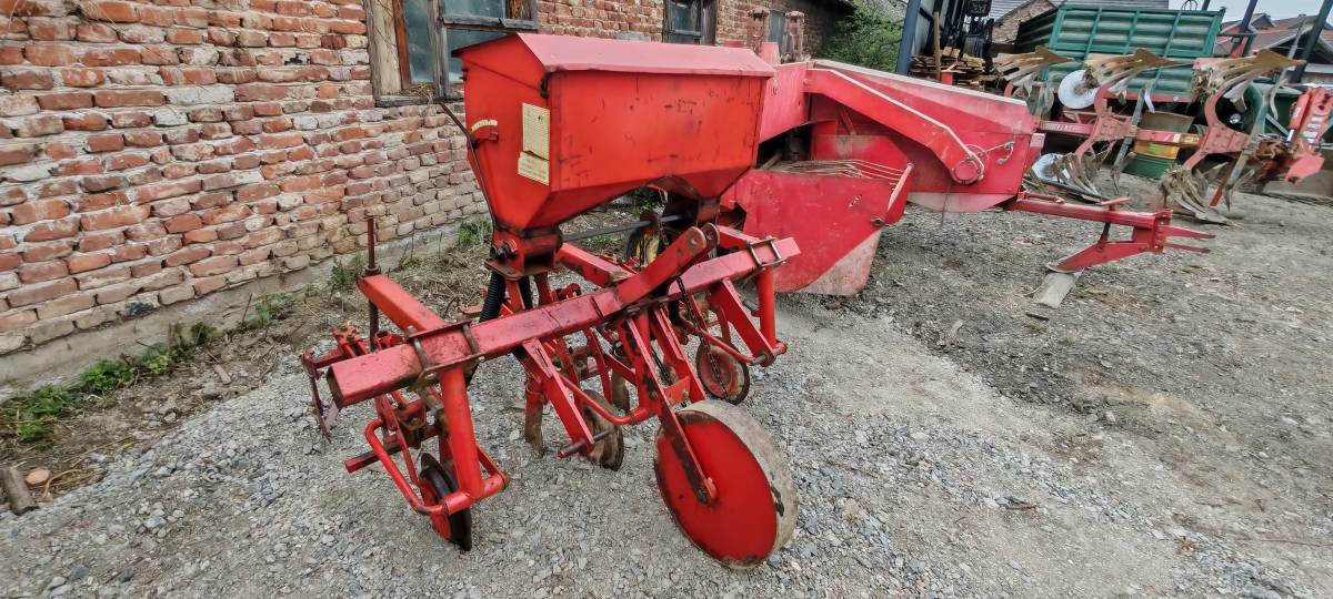 Kultivator Imt 2 reda