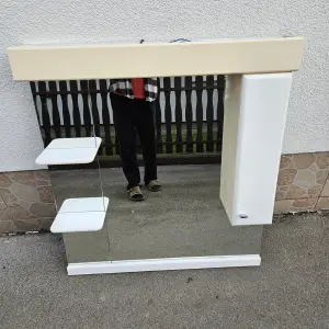 KUPAONSKO OGLEDALO SA SVJETLOM