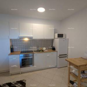 LABIN, Apartman s pogledom na more i vrtom