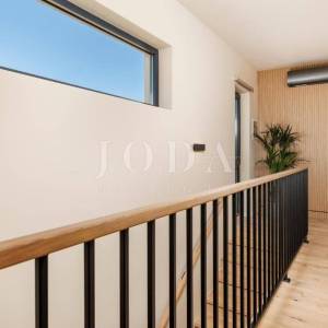 Labin, okolica, moderna Villa s bazenom i privatnim wellnessom