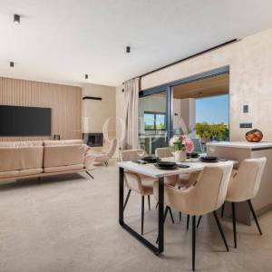 Labin, okolica, moderna Villa s bazenom i privatnim wellnessom