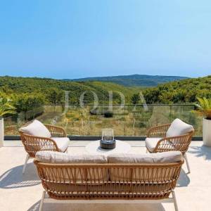 Labin, okolica, moderna Villa s bazenom i privatnim wellnessom