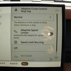 Land Rover Defender 110 X-Dynamic HSE 3.0D 300ks AWD