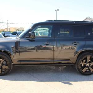 Land Rover Defender 110 X-Dynamic HSE 3.0D 300ks AWD