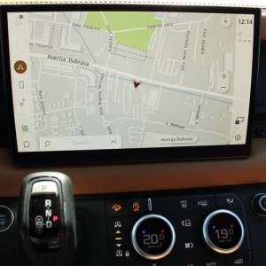 Land Rover Defender 110 X-Dynamic HSE 3.0D 300ks AWD