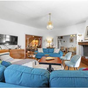 Ližnjan, kuća sa tri stambene jedinice 