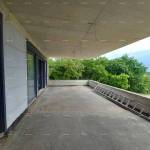 Ližnjan, Na prodaju fantastičan stan