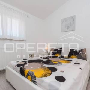 LUKSUZAN STAN U MEDULINU – 95 m² s velikom terasom i parkingom!