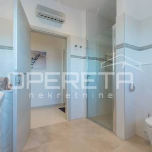 LUKSUZAN STAN U MEDULINU – 95 m² s velikom terasom i parkingom!