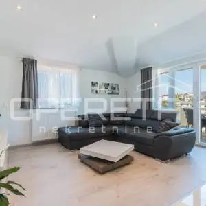 LUKSUZAN STAN U MEDULINU – 95 m² s velikom terasom i parkingom!