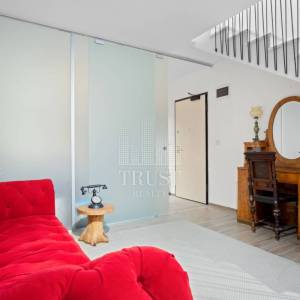 Luksuzni stan u Pješčanoj uvali, prva linija do mora