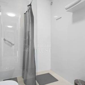 Luksuzni stan u Pješčanoj uvali, prva linija do mora