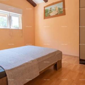 Lungomare – Pula, stan s prostranom terasom i vrtom