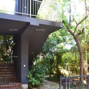 Lungomare – Pula, stan s prostranom terasom i vrtom