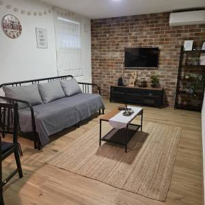 Maksimir-Ravnice, 1-sobni stan 45m2, namješten i opremljen