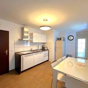 Malinska, namješten apartman, blizu mora!